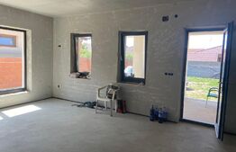 Casa noua, 148 mp, 501 mp teren, strada privata în Santandrei