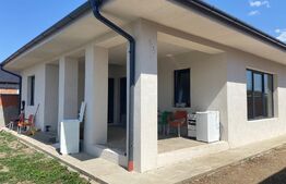 Casa noua, 148 mp, 501 mp teren, strada privata în Santandrei