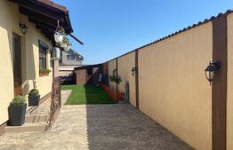 Casa cocheta, 100 mp, teren 315 mp, la cheie, în Santandrei