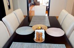 Apartament de 3 camere, tip C, decomandat, zona Decebal