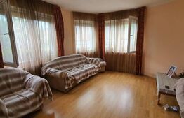 Casă de 4 camere, teren de 534 mp, în Oncea