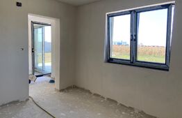 Casa noua, 3 camere, 667 mp teren, Santandrei