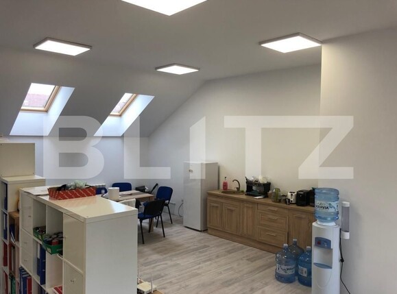 Spațiu birouri de închiriat Ultracentral - 96217SIB | BLITZ Oradea | Poza2