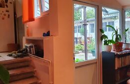 Casă renovabilă cu curte individuală, 70 mp utili, 184 mp teren, zona Cetate