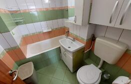 Apartament 3 camere, decomandat, 48 mp, etaj intermediar, zona Rogerius