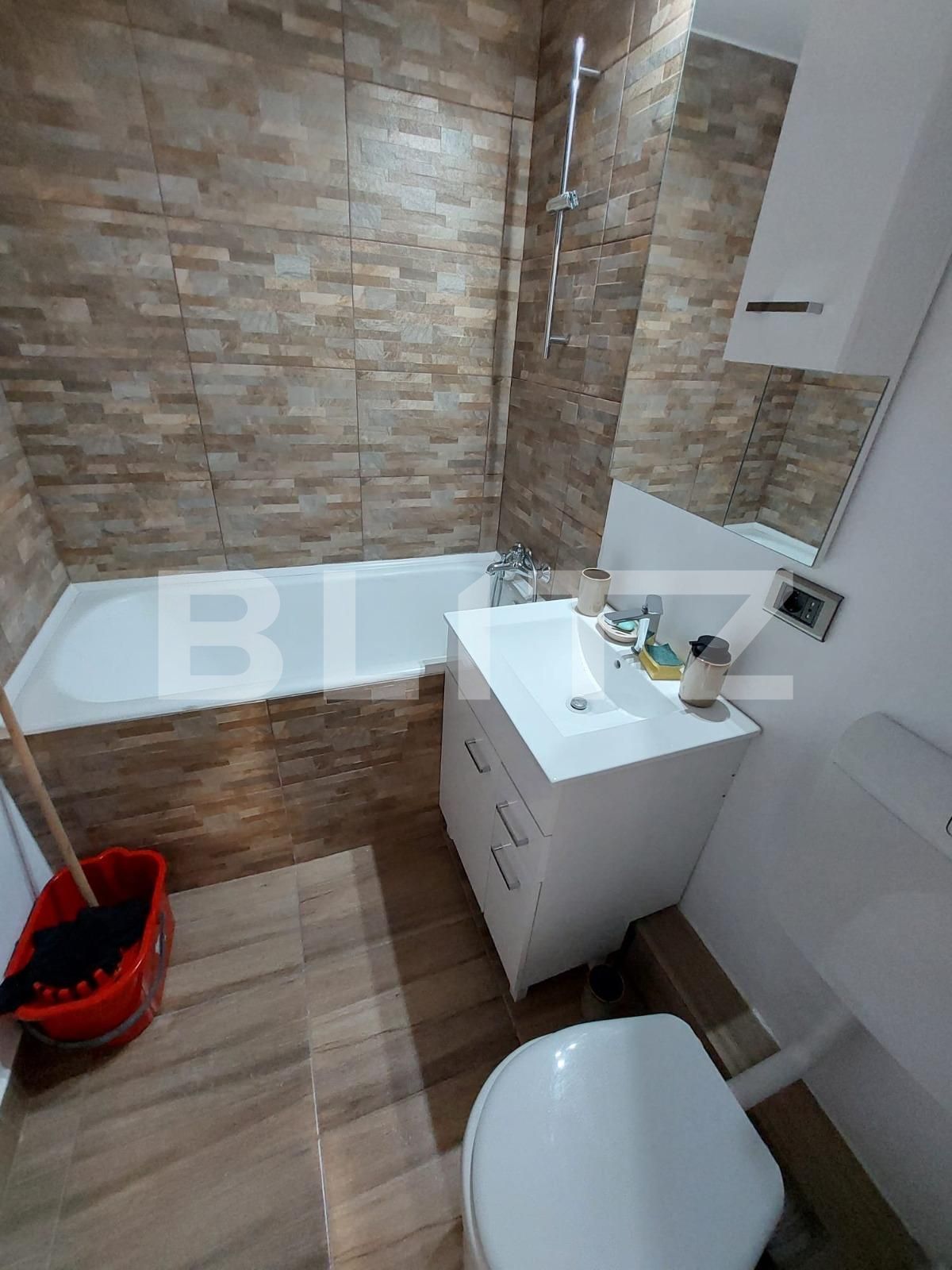 Apartament de închiriat 3 camere Rogerius - 98044AI | BLITZ Oradea | Poza13