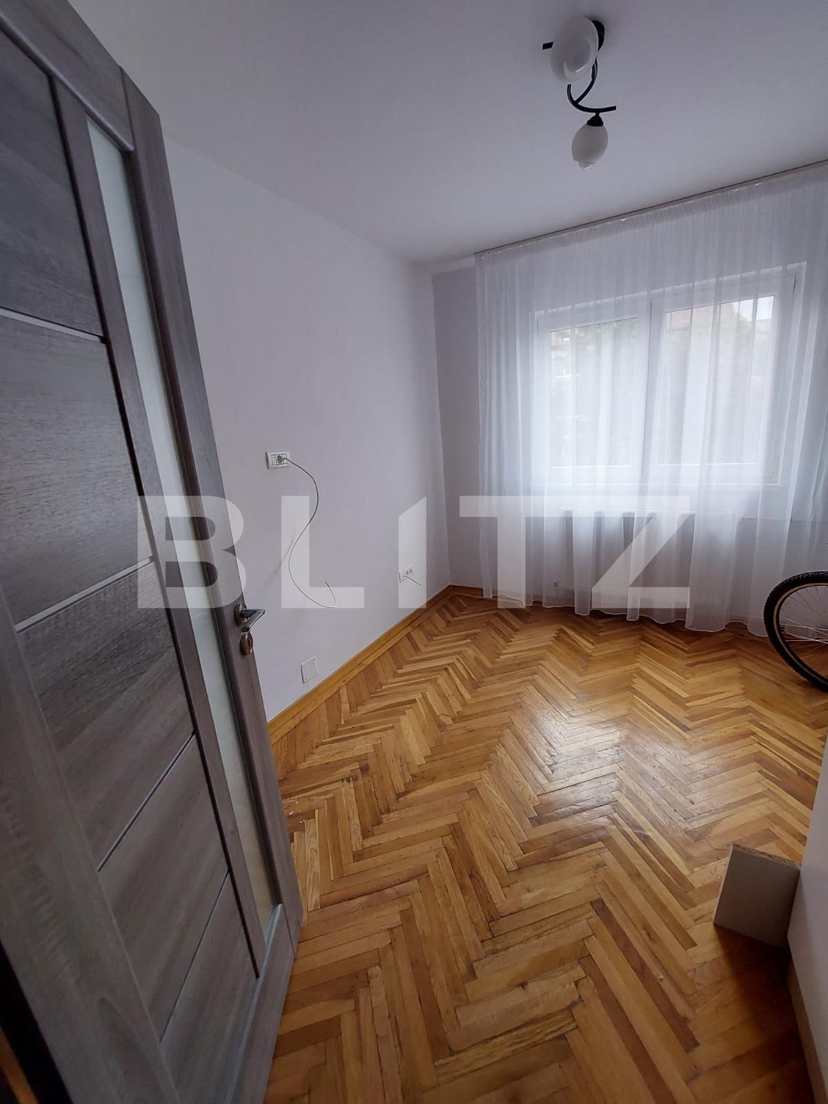 Apartament de închiriat 3 camere Rogerius - 98044AI | BLITZ Oradea | Poza6