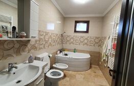 Casa spațioasă cu 4 camere și garaj de 160 mp utilă cu teren 500 mp în Grigorescu