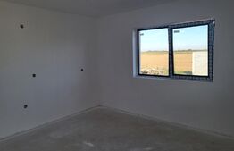  Casa Individuala, 100 mp, cu teren de 500 mp, Santandrei