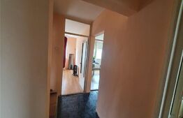 Apartament de 3 camere, 64 mp, decomandat, Valenta