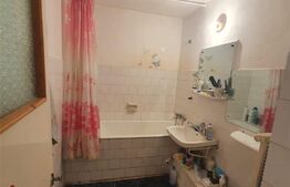 Apartament de 3 camere, 64 mp, decomandat, Valenta