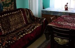 Apartament de 2 camere, 49 mp, decomandat, zona Decebal