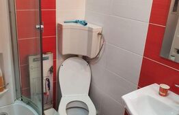 Apartament de 4 camere, 86 mp, decomandat, zona Nufarul