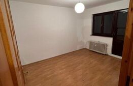 Apartament 3 camere, 70mp, decomandat, zona Nufarul