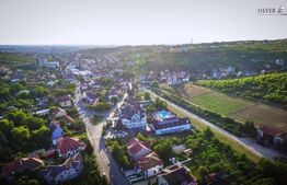 Hotel 4 stele, 36 de camere, centru SPA, teren de 4800 mp