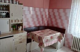 Apartament 3 camere, 65 mp, zona Rogerius 