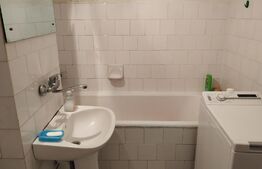Apartament 3 camere, 65 mp, zona Rogerius 