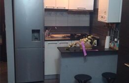 Apartament 3 camere semidecomandat, 42 mp, Razboieni