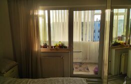 Apartament 3 camere, decomandat, balcon, Trivale