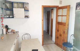 Apartament 3 camere, decomandat, balcon, Trivale
