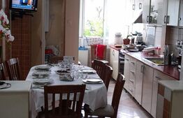 Apartament cu 3 camere, 86 mp, decomandat