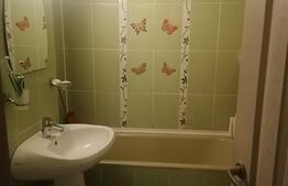 Apartament cu 3 camere, 78 mp, decomandat