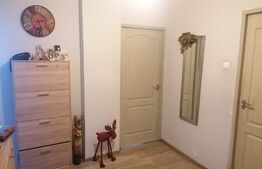 Apartament cu 3 camere, 78 mp, decomandat