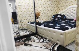 Apartament 3 camere, semidecomandat, balcon, Trivale