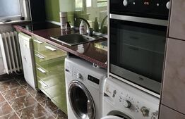Apartament 3 camere, decomandat, 70mp, Negru Voda