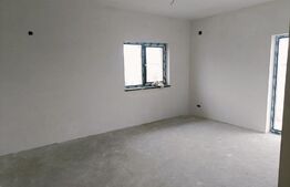 Apartament 3 camere, decomandat, zona Trivale Tancodrom