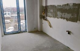 Apartament 3 camere, decomandat, zona Trivale Tancodrom