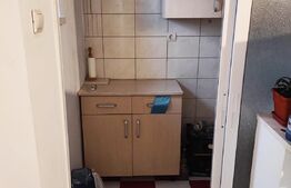 Apartament 2 camere, semidecomandat, Trivale