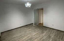 Apartament 2 camere, semidecomandat, balcon, Trivale. Preț Negociabil!