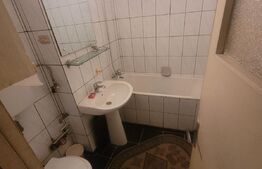 Apartament cu 3 camere, 58 mp, semidecomandat, Craiovei