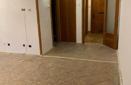 Apartament 4 camere, 78 mp, semidecomandat, Zonă Centrală