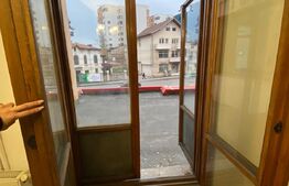 Apartament 4 camere, 78 mp, semidecomandat, Zonă Centrală