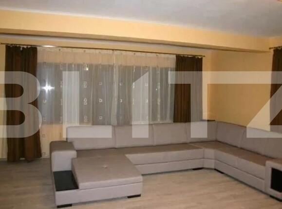 Casa de închiriat 9 camere Tudor Vladimirescu - 109707CI | BLITZ Pitești | Poza1