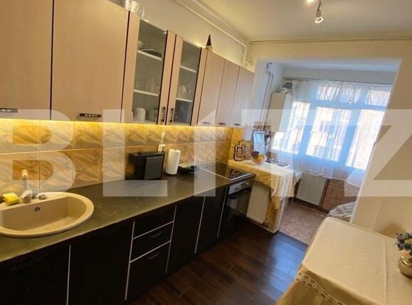 Apartament de vânzare 3 camere Central - 109818AV | BLITZ Pitești | Poza2