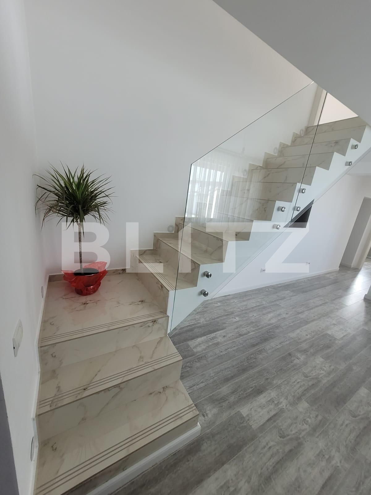 Apartament de vânzare 4+ camere Craiovei - 110138AV | BLITZ Pitești | Poza5