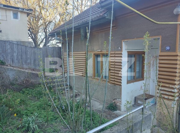 Casa de vânzare 4 camere Central - 112811CV | BLITZ Pitești | Poza1