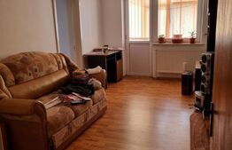 Apartament 3 camere, circular, etaj intermediar, Trivale