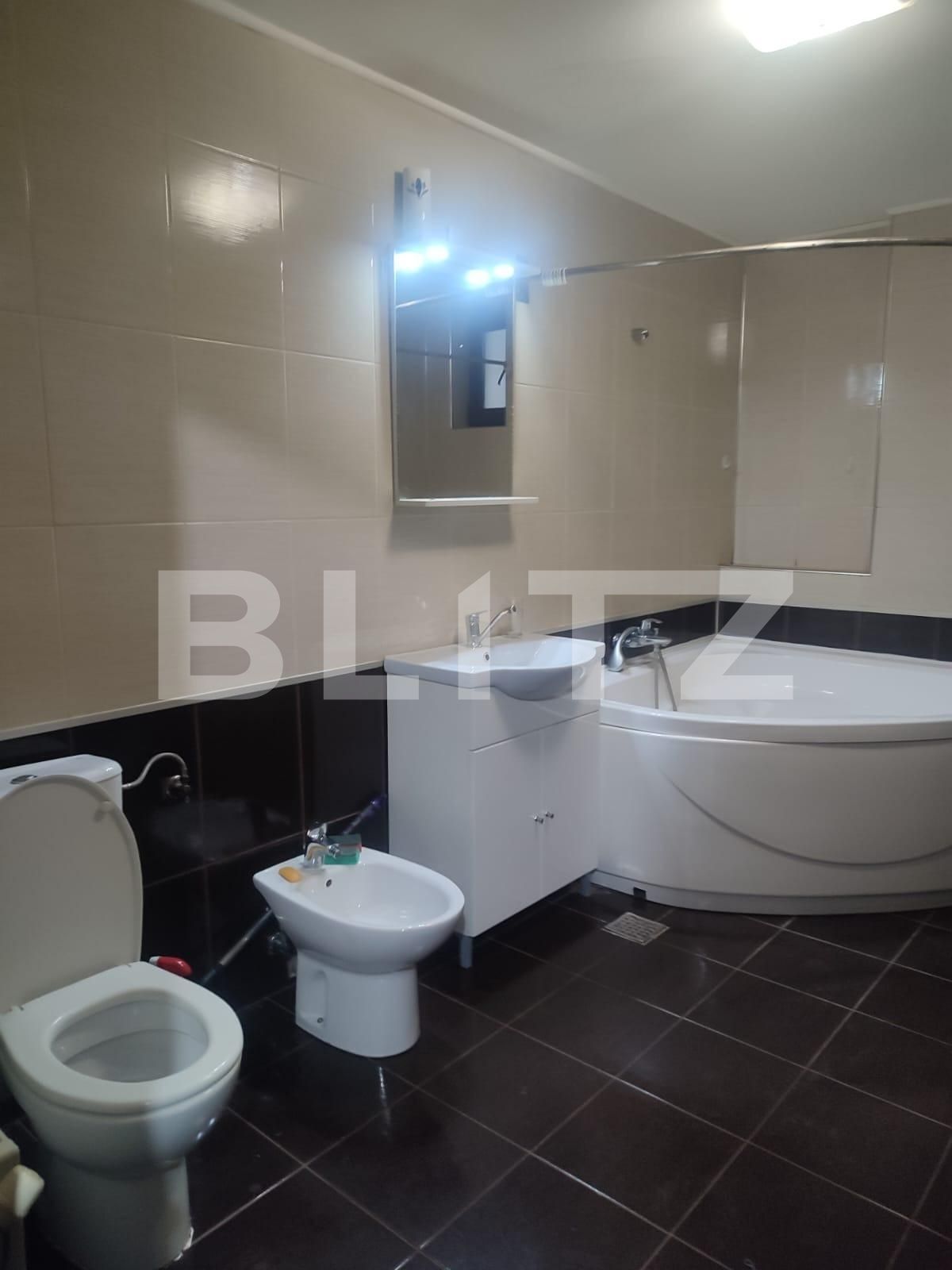 Apartament de închiriat 3 camere Calea Bucuresti - 119180AI | BLITZ Pitești | Poza10