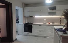 Apartament 3 camere, 107 mp, Centru