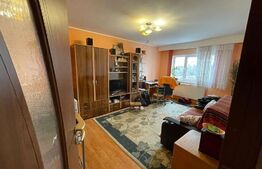 Apartament 3 camere, 70 mp, zona Prundu