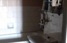Apartament 3 camere, 58 mp, balcon, cartier Craiovei