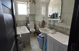 Apartament 2 camere, 60 mp, decomandat, zona Teilor