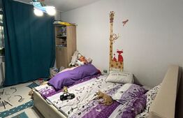 Apartament 3 camere, 65 mp, spatios, Trivale 