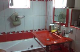 Apartament 2 camere, 54 mp, zona Rolast