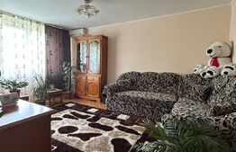 Apartament 3 camere, 64 mp, decomandat, zona Trivale 