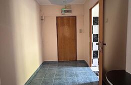 Apartament 3 camere, 64 mp, decomandat, zona Trivale 